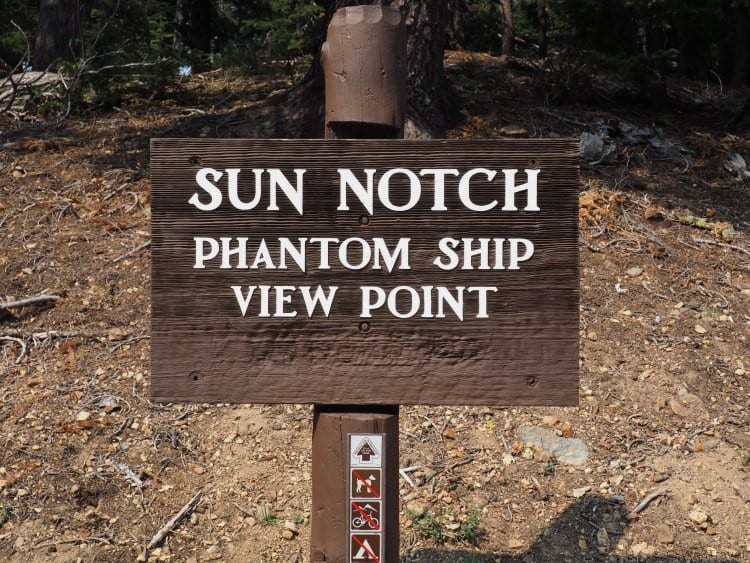 Sun notch trail in Crater Lake Oregon