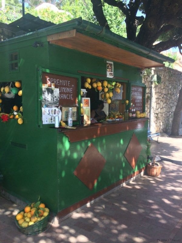 Where to eat in Capri, Italy -- Villa Verde is a must for its fried zucchini flowers and pasta fagioli