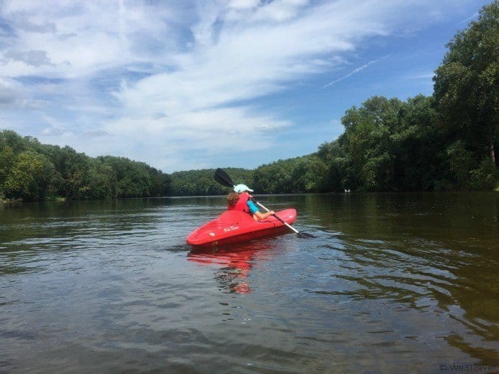 What to do in Charlottesville VA -- kayak along the James River