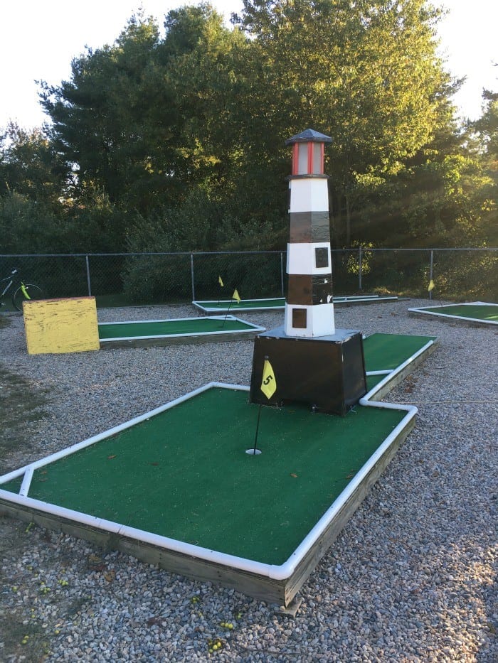 Mini golf at the KOA Mystic