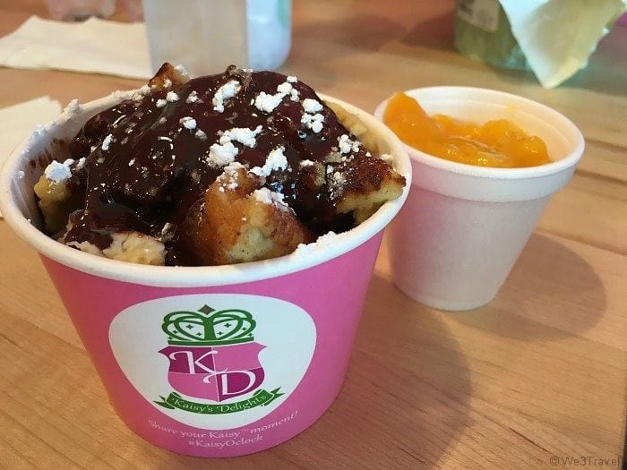 Kaisy Delight with mango