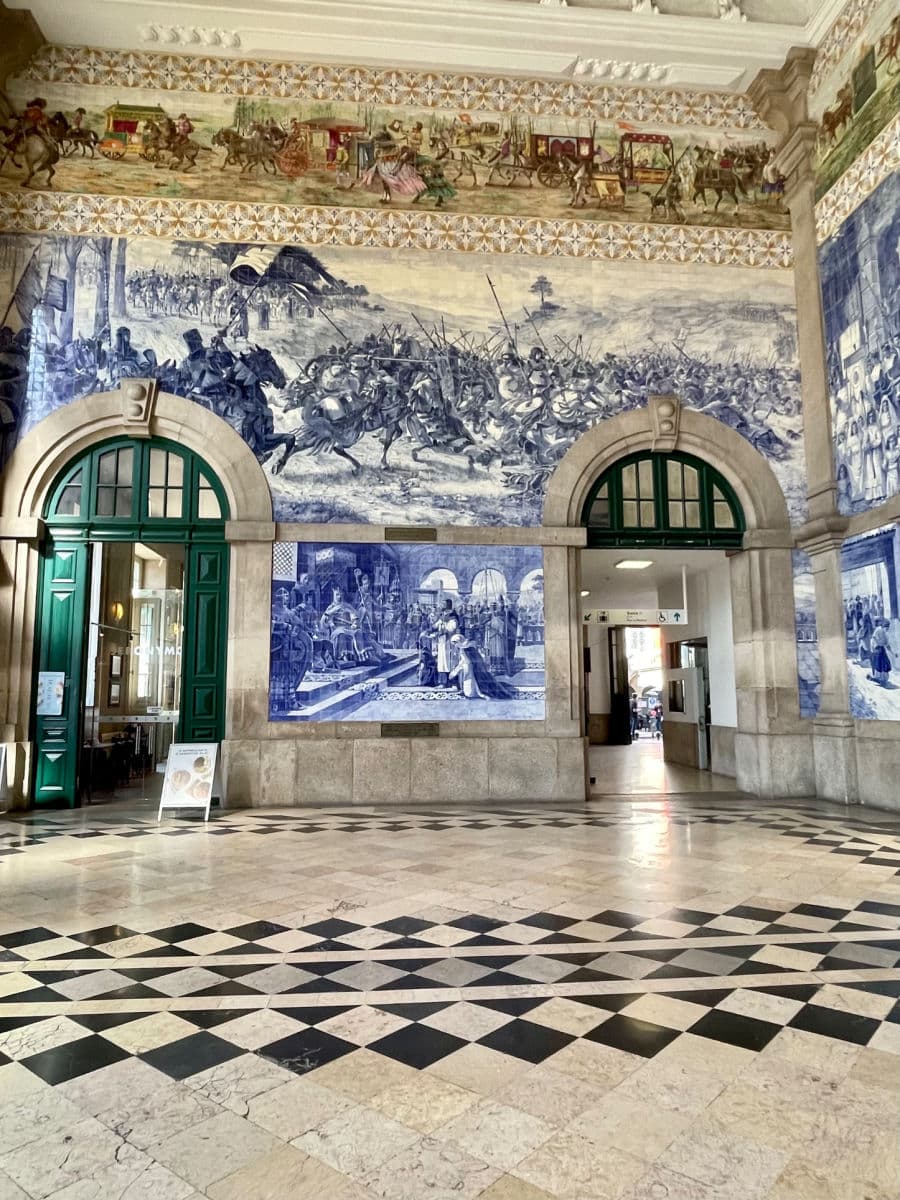 Sao Bento train station blue tile porto portugal