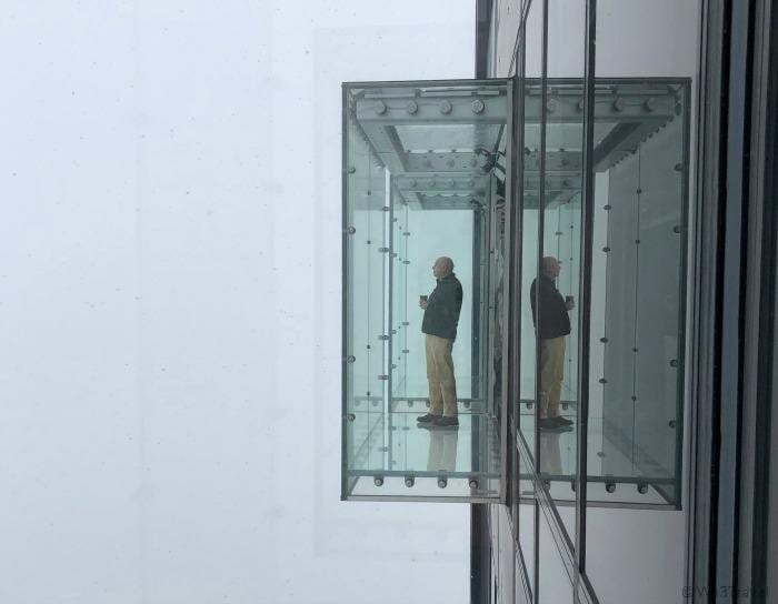Skydeck Chicago The Ledge