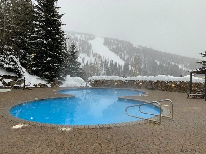 Selkirk Lodge pool