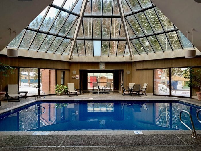 Wallace Inn pool