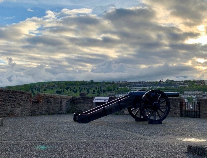 Cannon on the walls of Derry