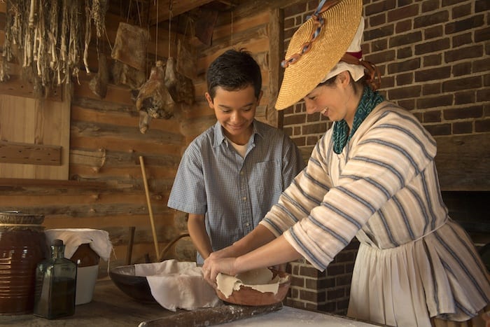 American Revolution Museum at Jamestown making pie crust
