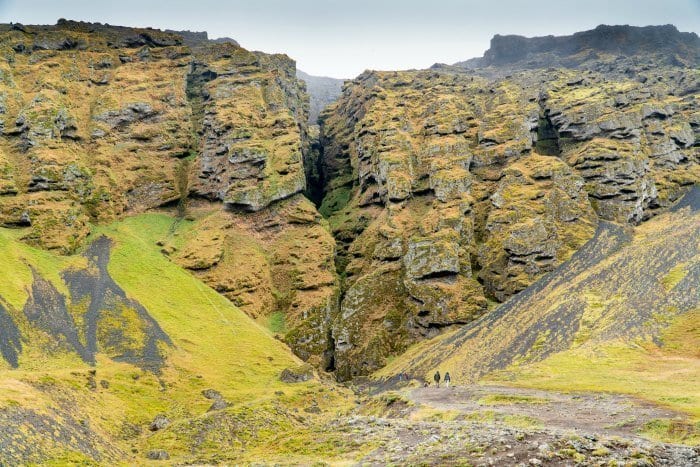 Raudfeldsgja Gorge