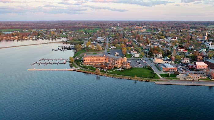 1000 Islands Harbor Hotel from above