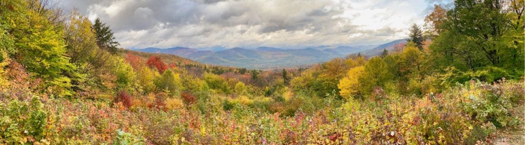 Fall foliage at Bear Notch Road overlook in the White Mountain National Forest