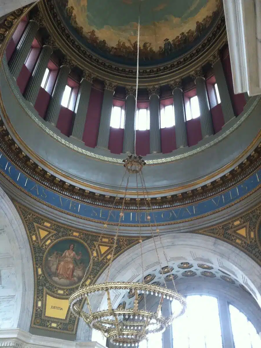 Rhode Island state house dome