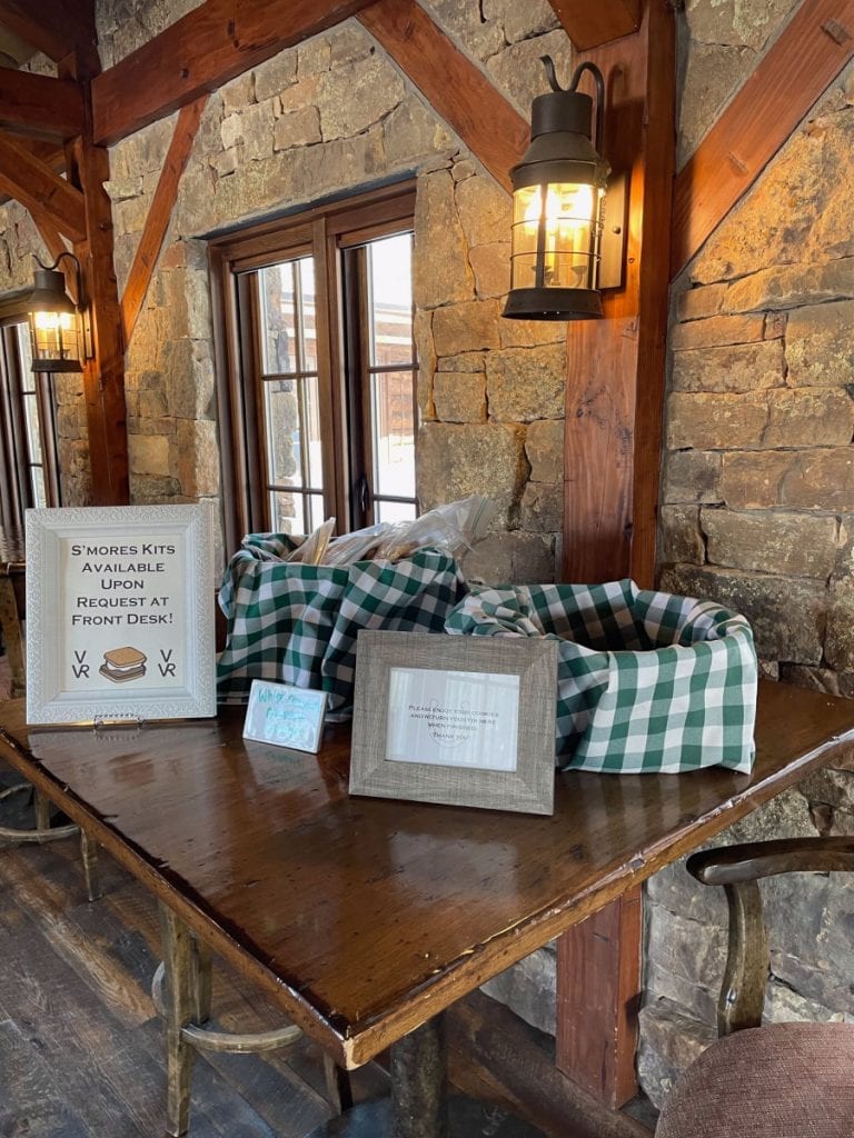 Baskets with a sign for cookies and stores