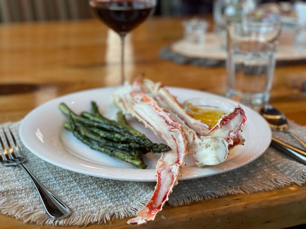 Asparagus and Alaskan king crab legs
