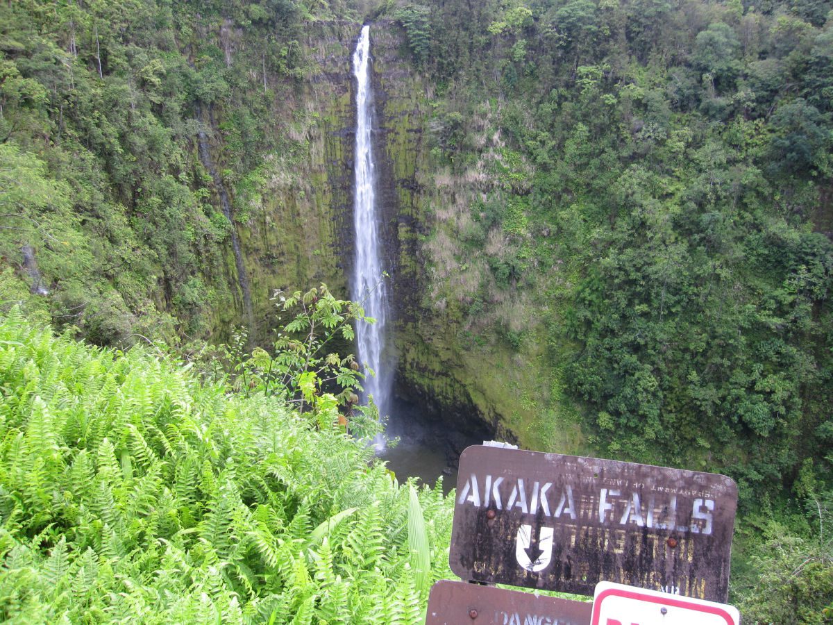Akaka Falls in Hawaii