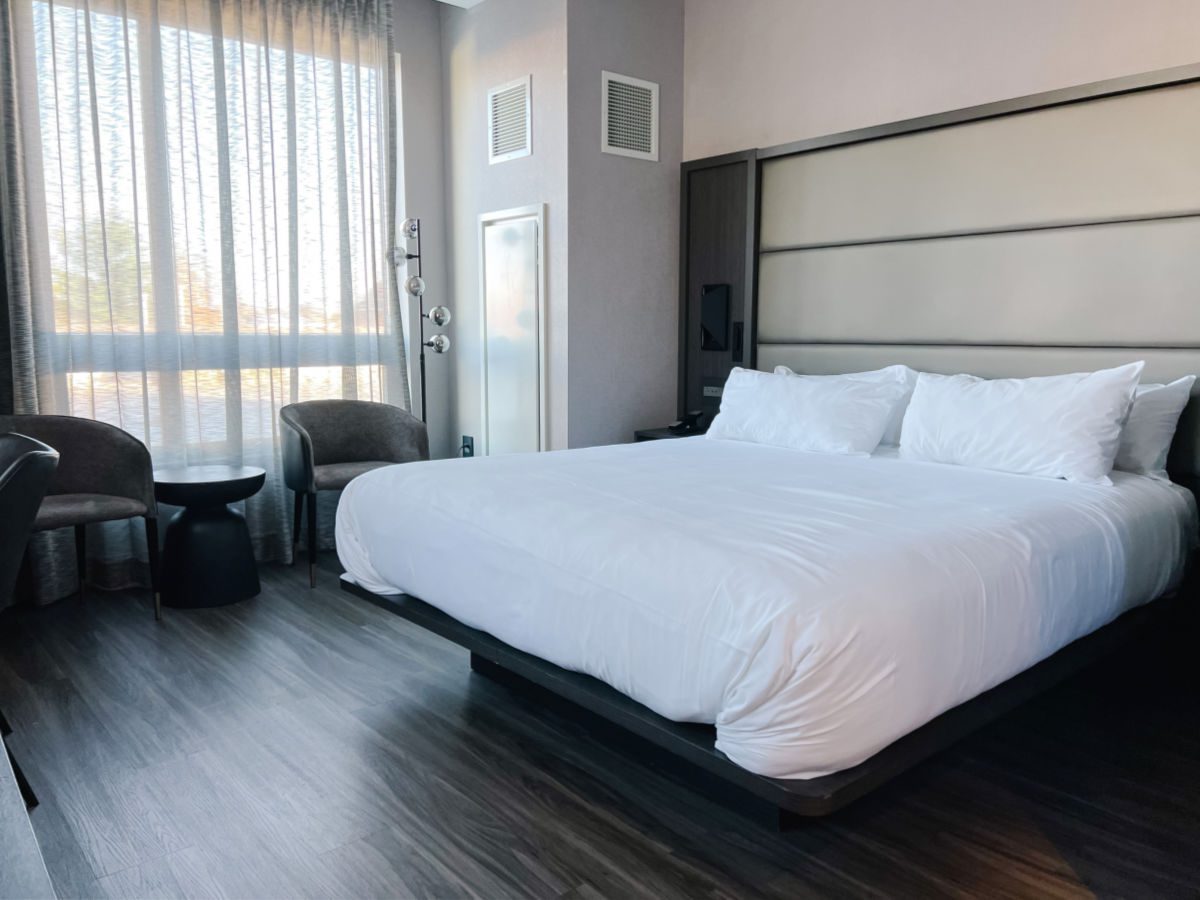 AC Hotel king bed suite