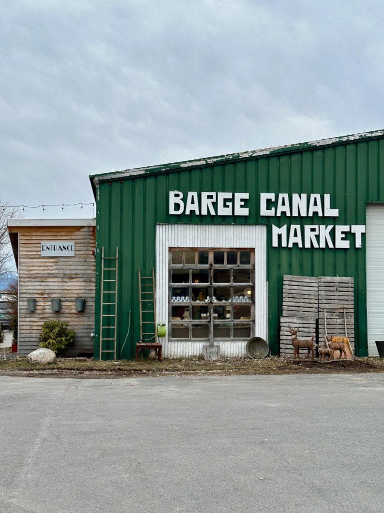 Barge Canal Market