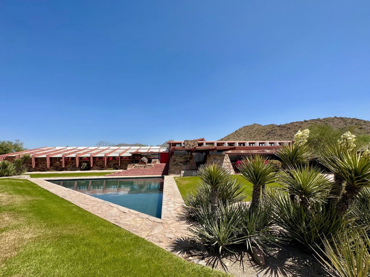 Taliesin West outside pool