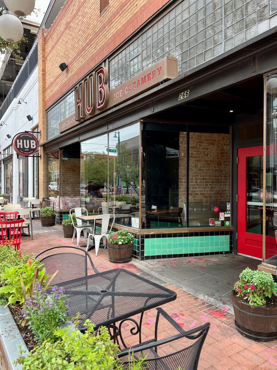 The Hub Restaurant & Ice Creamery