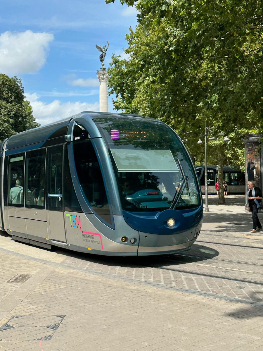 Bordeaux tram