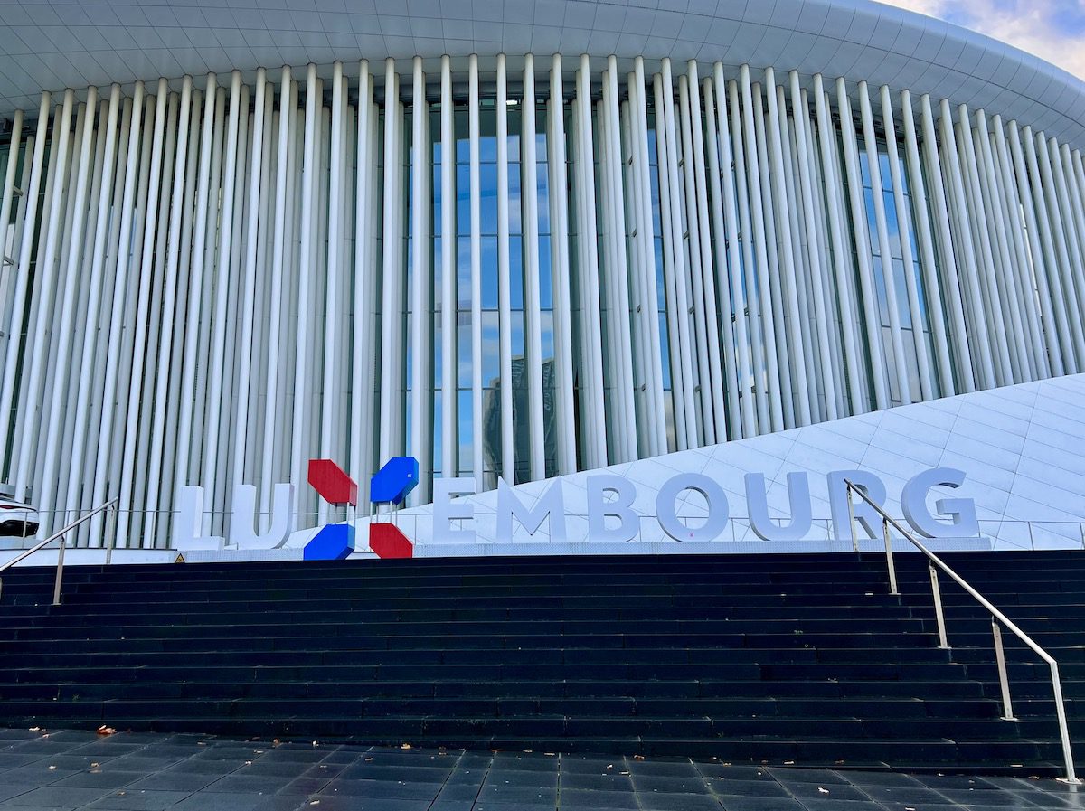 Luxembourg sign