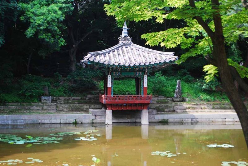 Seoul: Gyeongbokgung's Secret Gardens