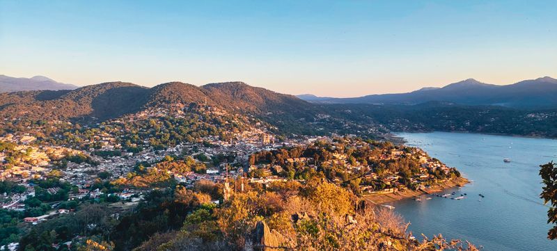 Discover the Beauty of Valle de Bravo