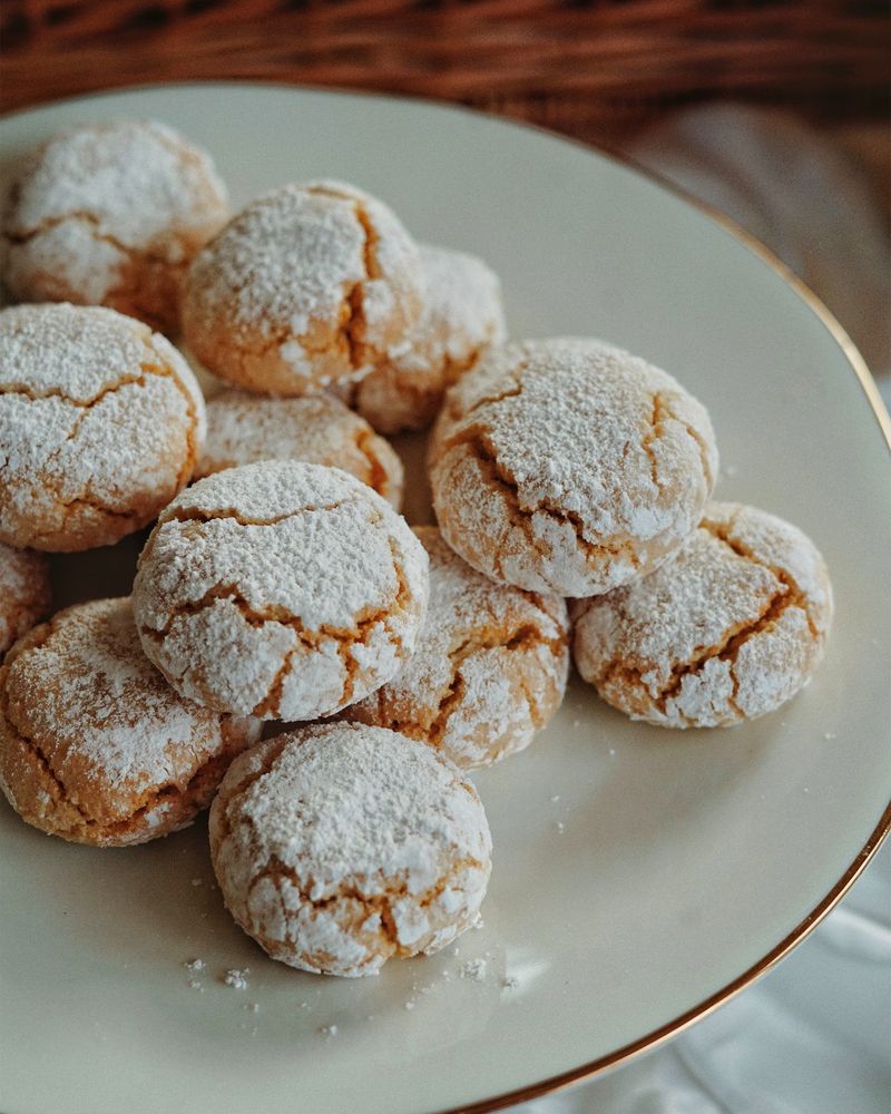 Amaretti Cookies