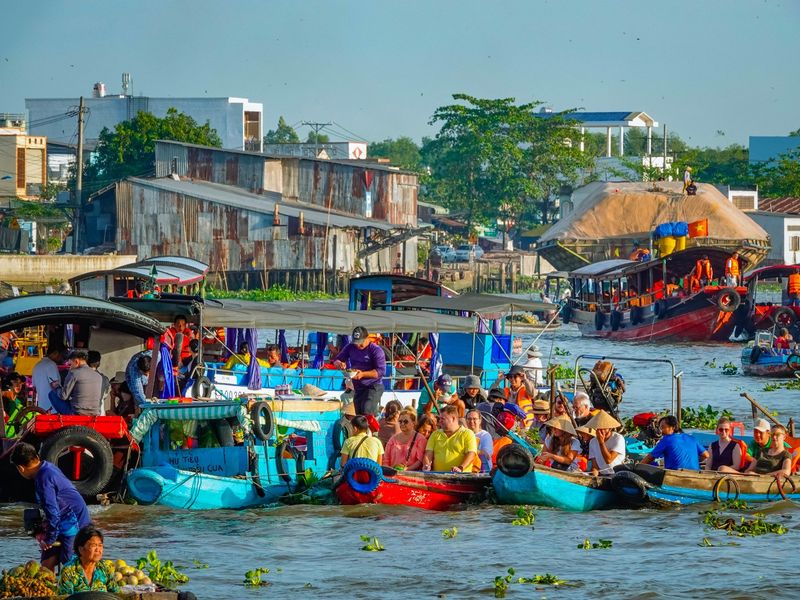 Floating Markets, Vietnam