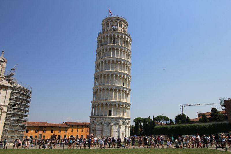 Skip: The Leaning Tower of Pisa