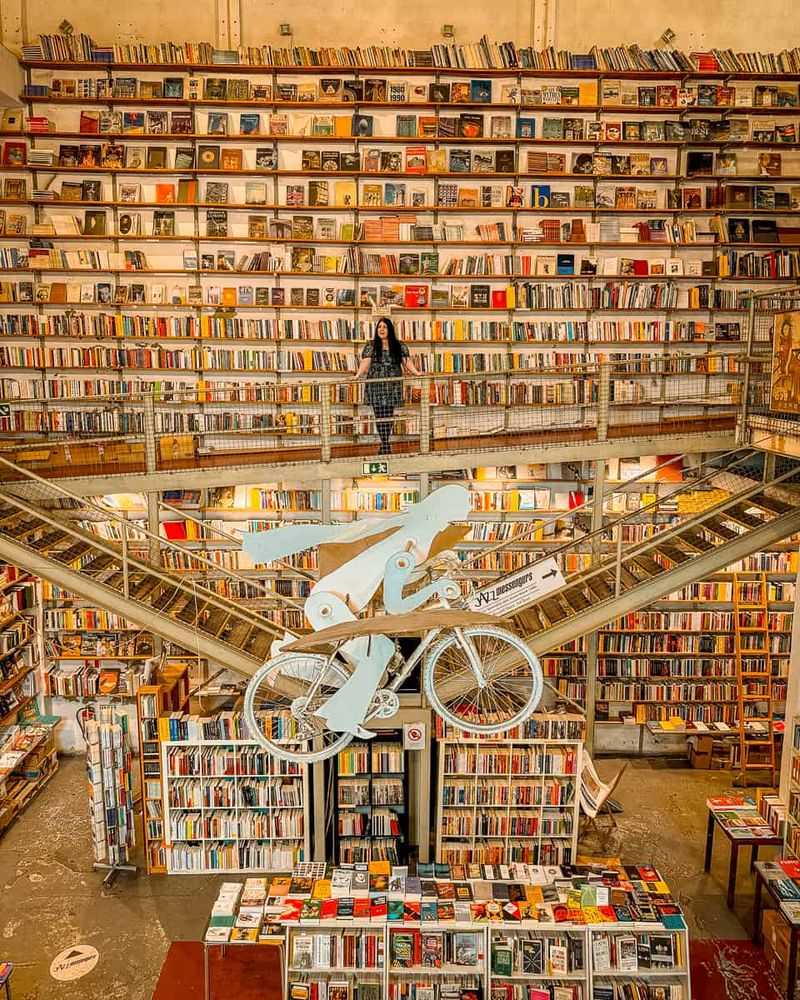 Ler Devagar (Lisbon, Portugal)