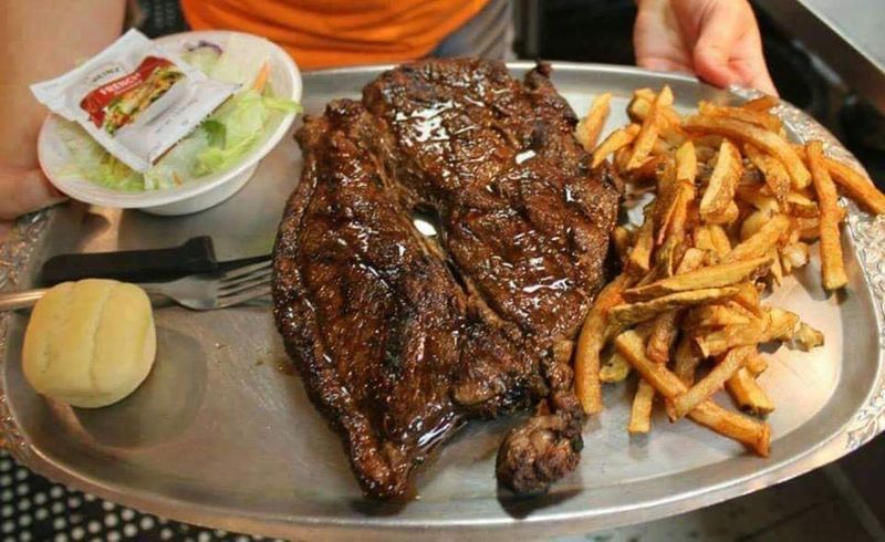 Benton Lee's Steakhouse - Uvalda's Riverside Legend
