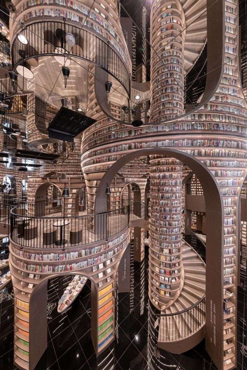 Zhongshuge Bookstore (Chengdu, China)