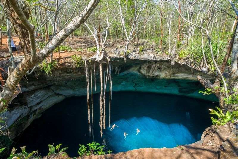 Cenote Noh-Mozon