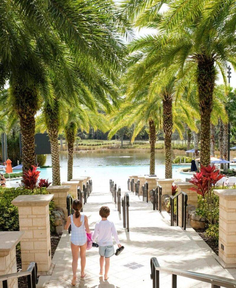 Midday Resort Breaks