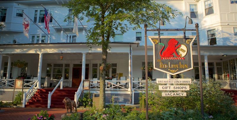 The Red Lion Inn – Stockbridge, Massachusetts