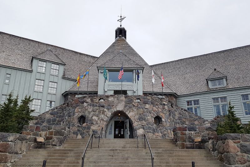 Timberline Lodge – Oregon (The Shining)