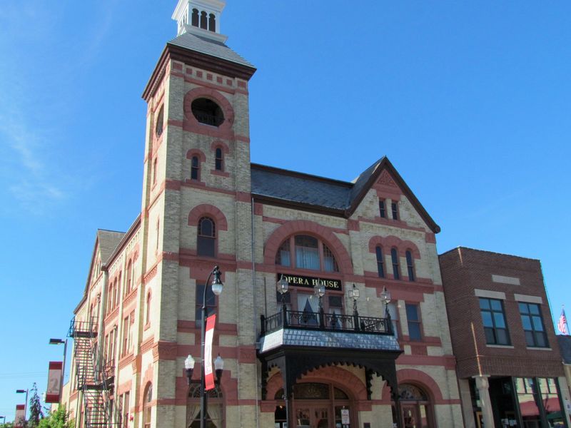 Punxsutawney – Woodstock, Illinois