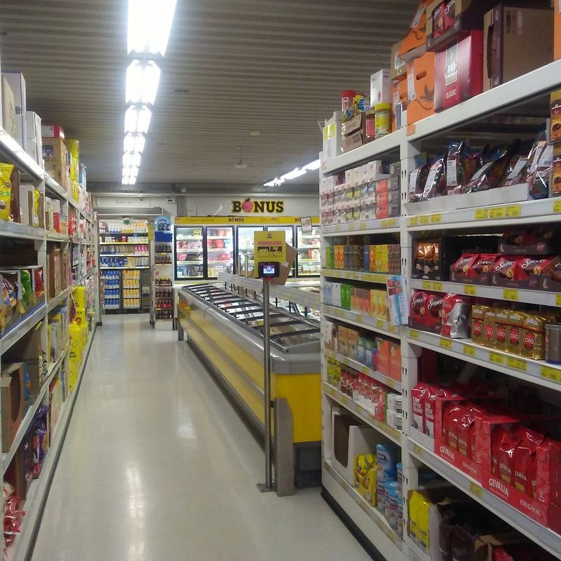 Bónus Supermarket Late Night Adventures