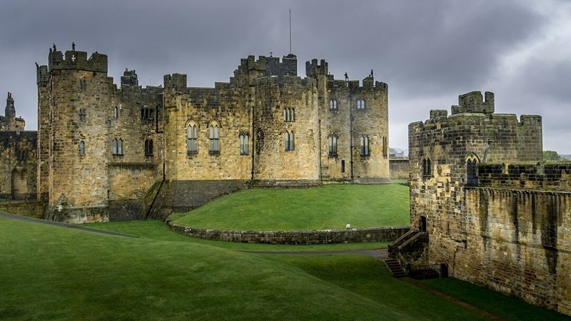 Alnwick Castle – Northumberland, England (Harry Potter)