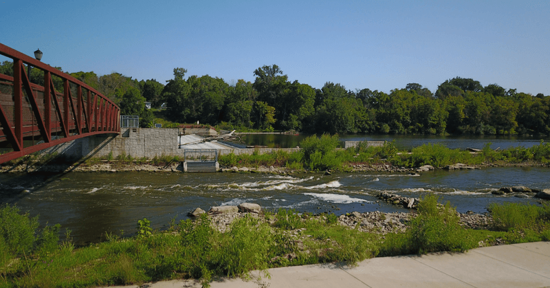 Scenic Riverwalk