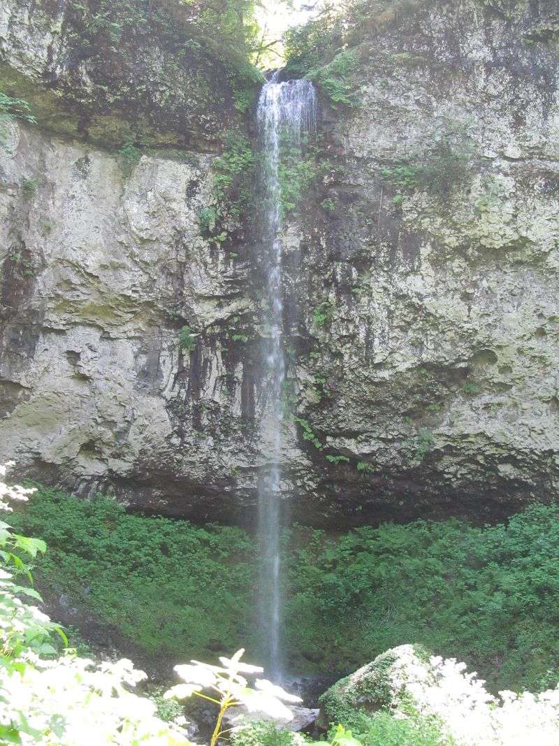 Pheasant Creek Falls Creates a Multi-Tiered Natural Masterpiece
