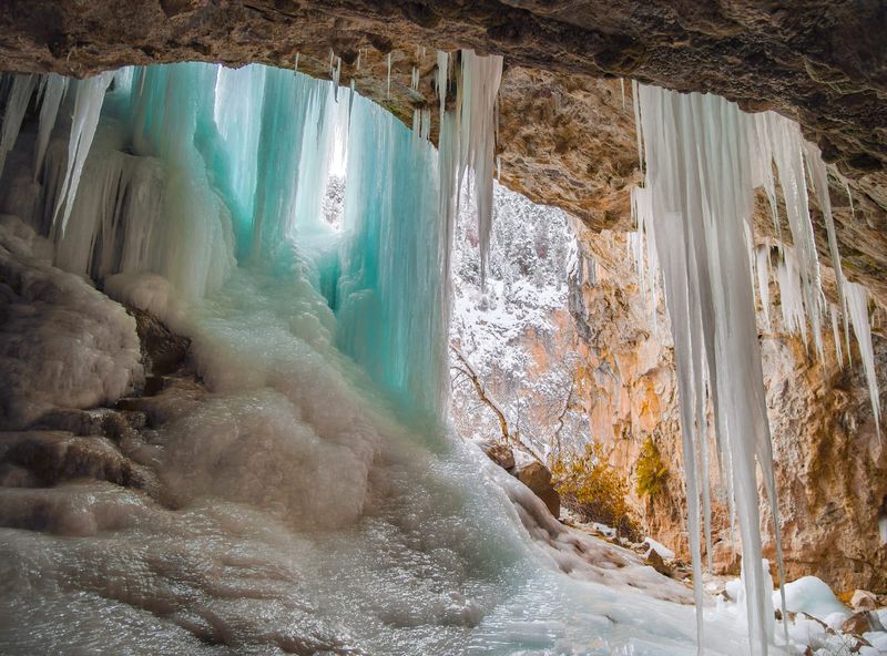 Hanging Lake Alternative: Rifle Mountain Park