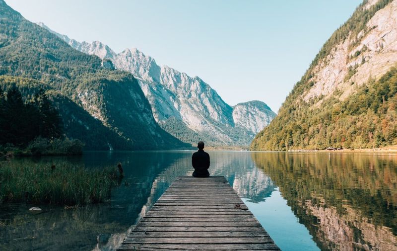 Floating Meditation Retreats