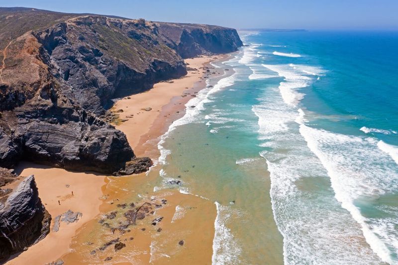 Praia de Vale Figueira