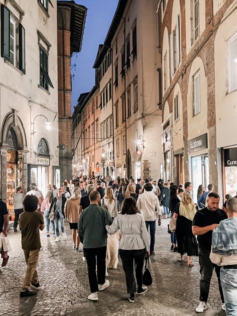 Rule: Enjoy La Passeggiata