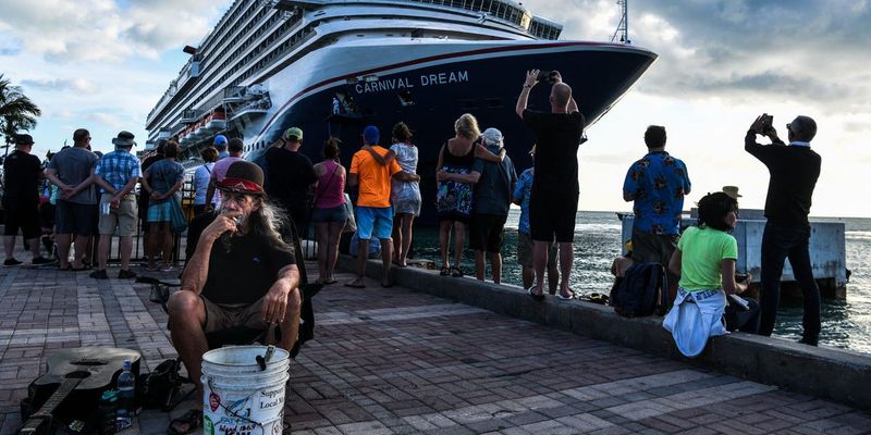 Key West's Duval Street Becomes Unnavigable During Port Days