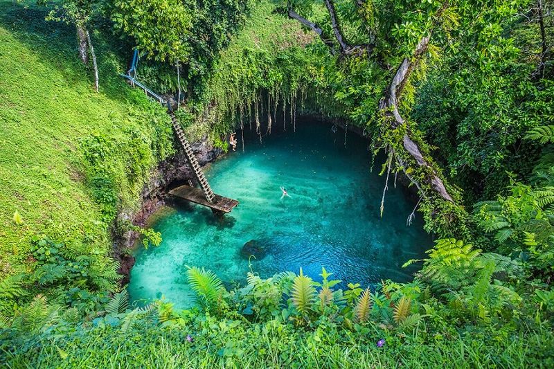 To Sua Ocean Trench, Samoa
