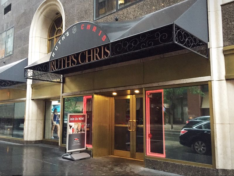 Ruth’s Chris Steak House – Chicago, IL