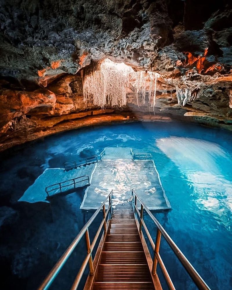 The Devil's Den Prehistoric Spring