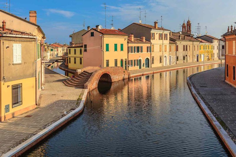 The Quiet Canals of Comacchio